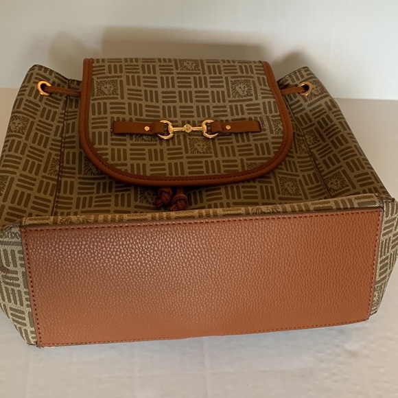 ANNE KLEIN. NWT. Saddle/Brown Colin-L, backpack. Removable/Adjustable st… - Picture 8 of 16